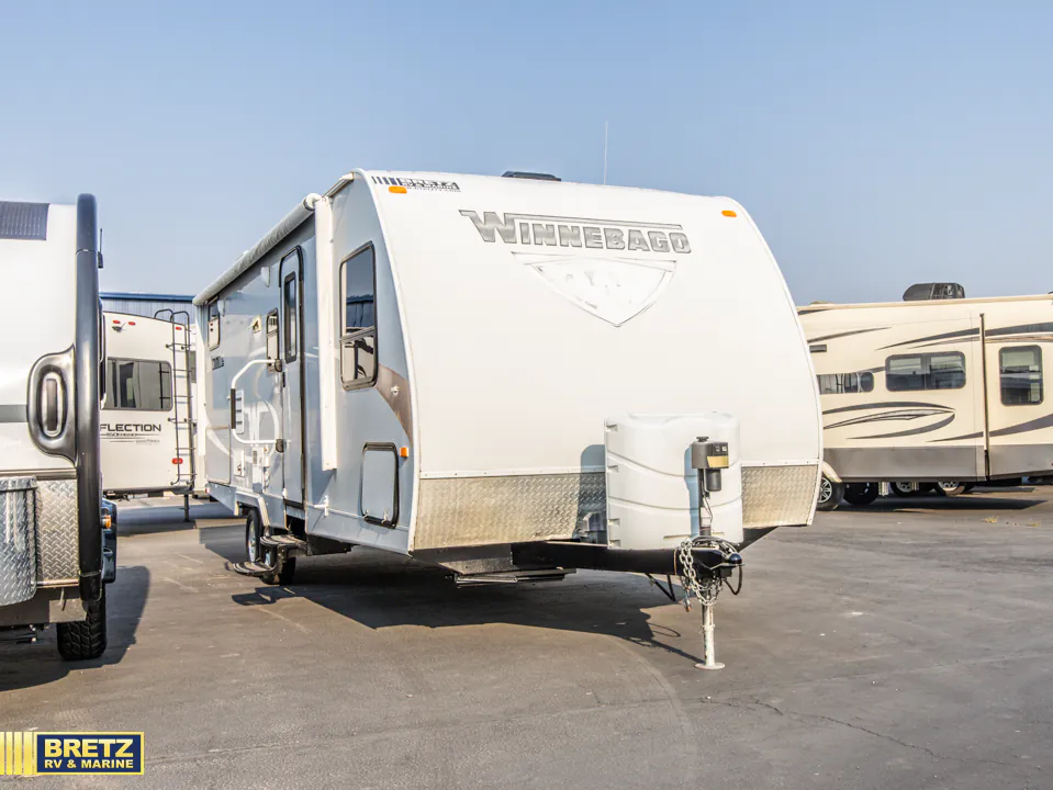 2016 Winnebago Minnie 2455BHS - Photo 2
