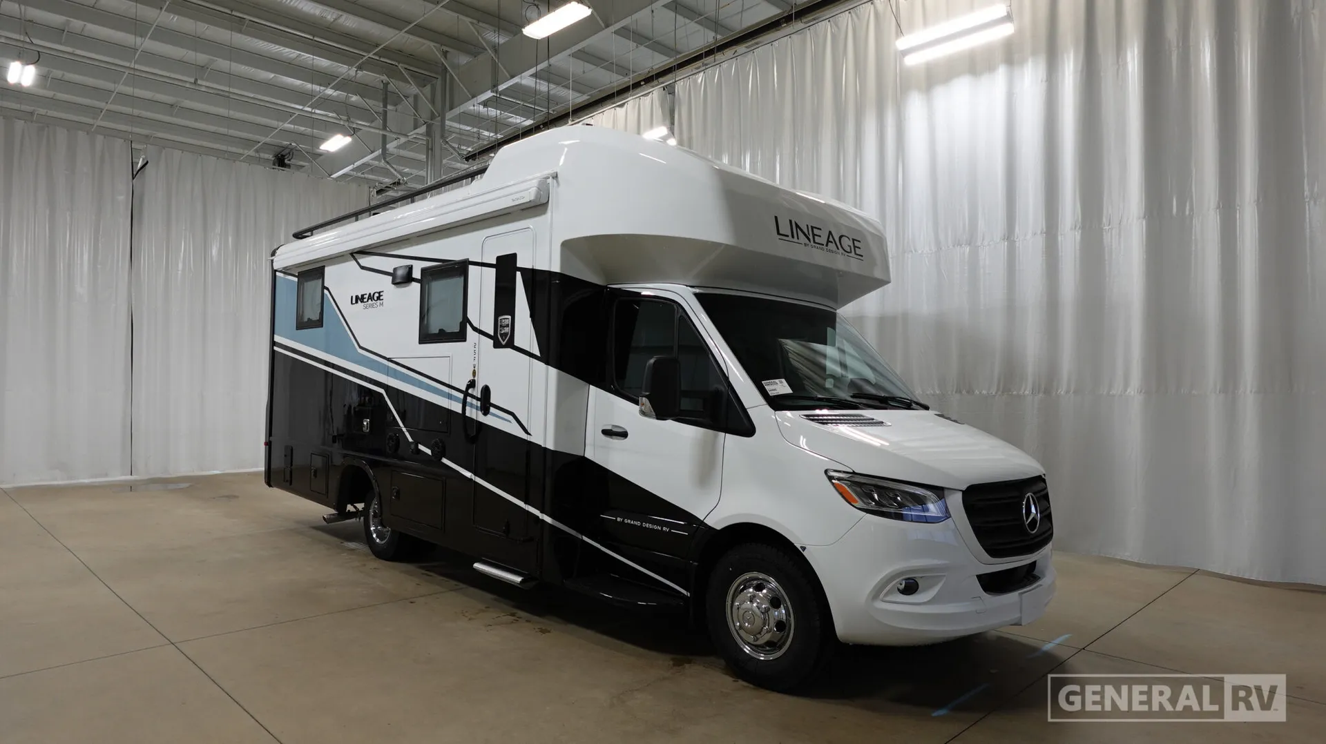 2027 Grand Design Lineage Series M 25FW - Photo 2