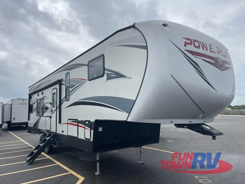 2020 Pacific Coachworks Powerlite Used    3218 - Main photo