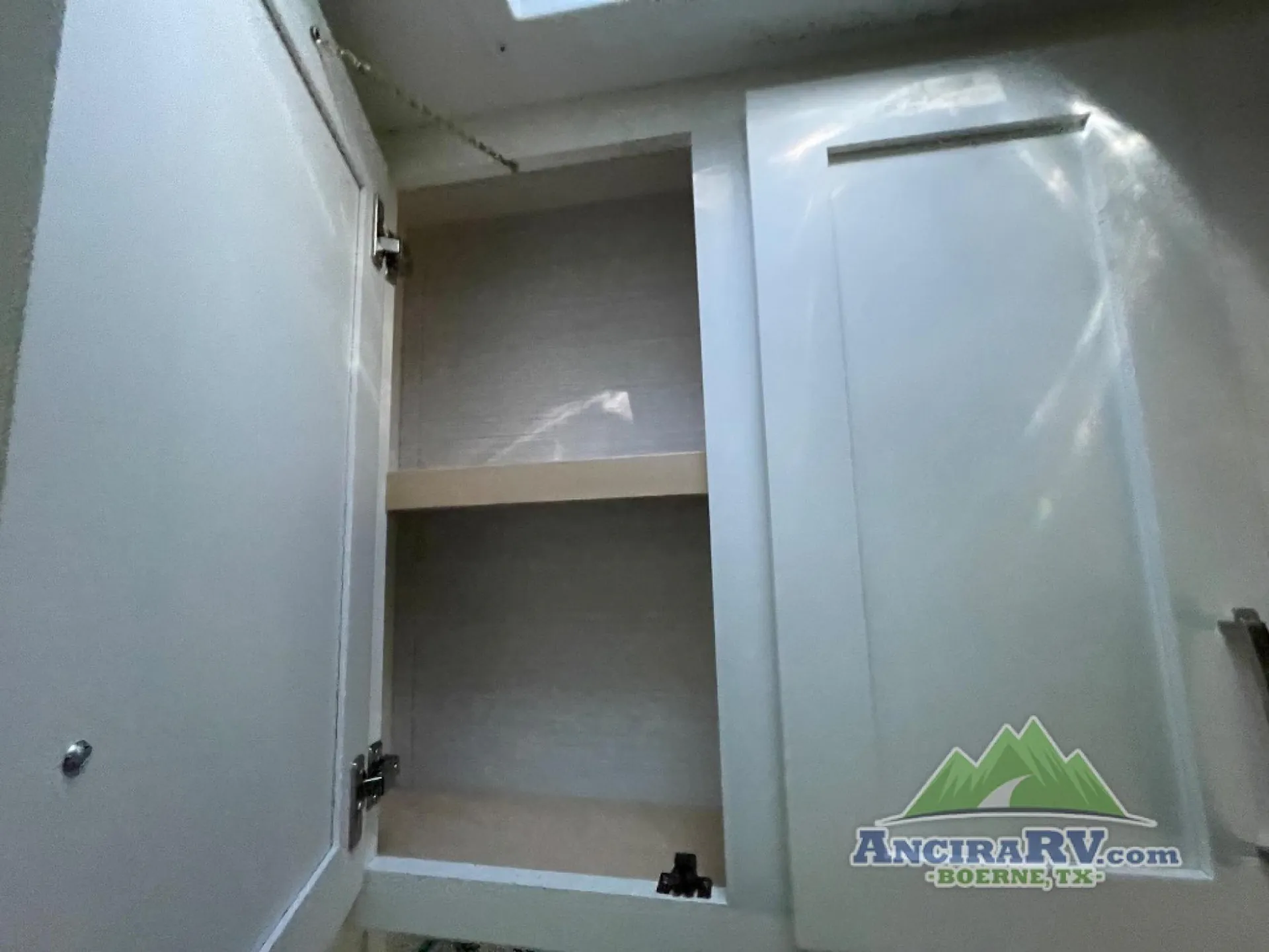 2026 Newmar Canyon Star 3947 - Photo 4