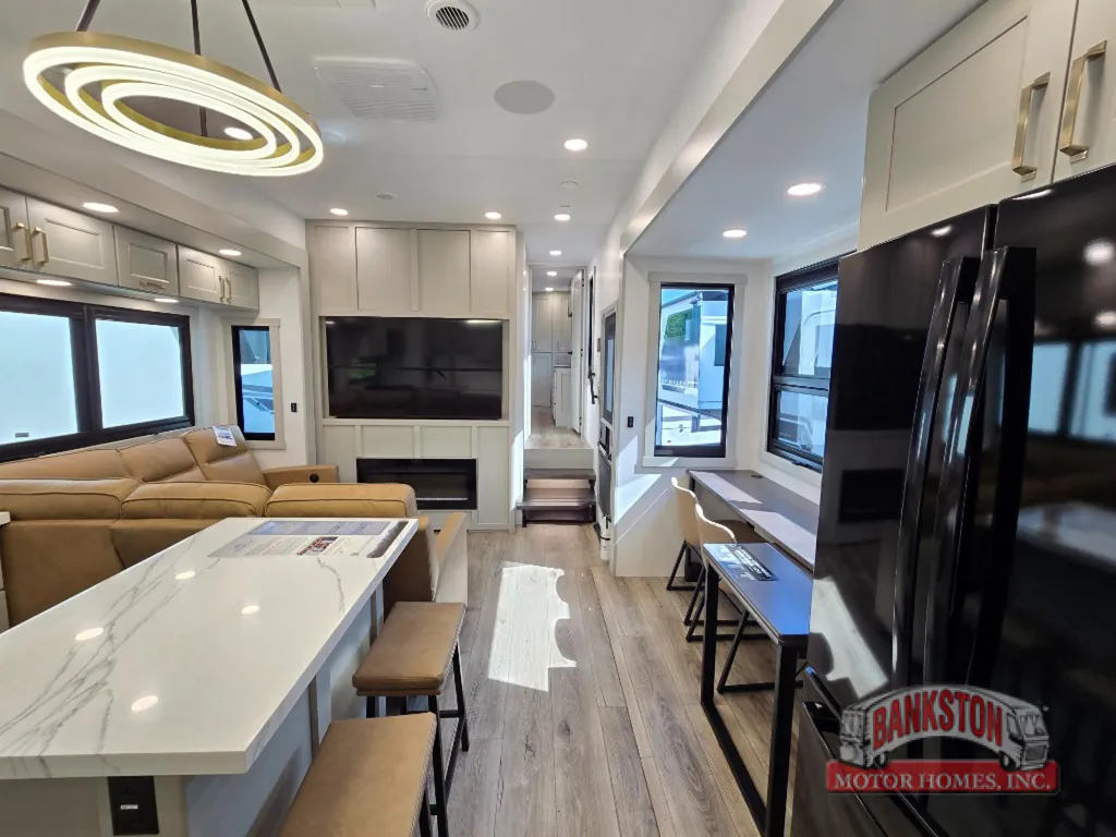 2027 Brinkley Model G 3970, Photos photo 30