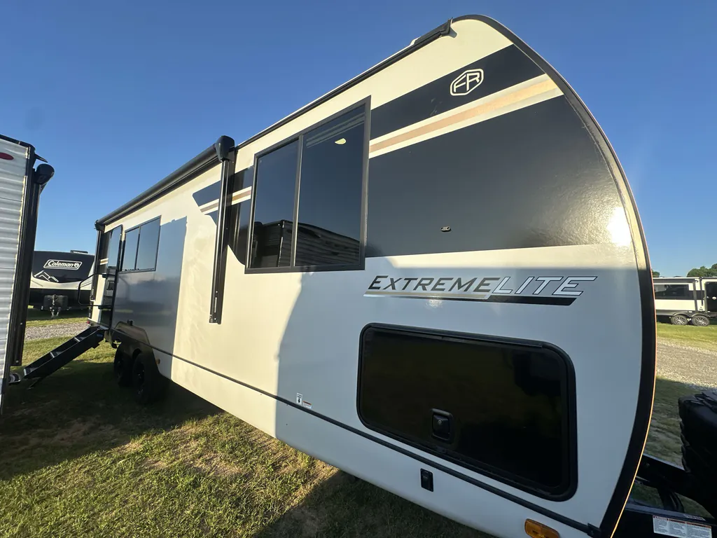 2026 Forest River Vibe Extreme Lite 2600RB, Photos photo 4
