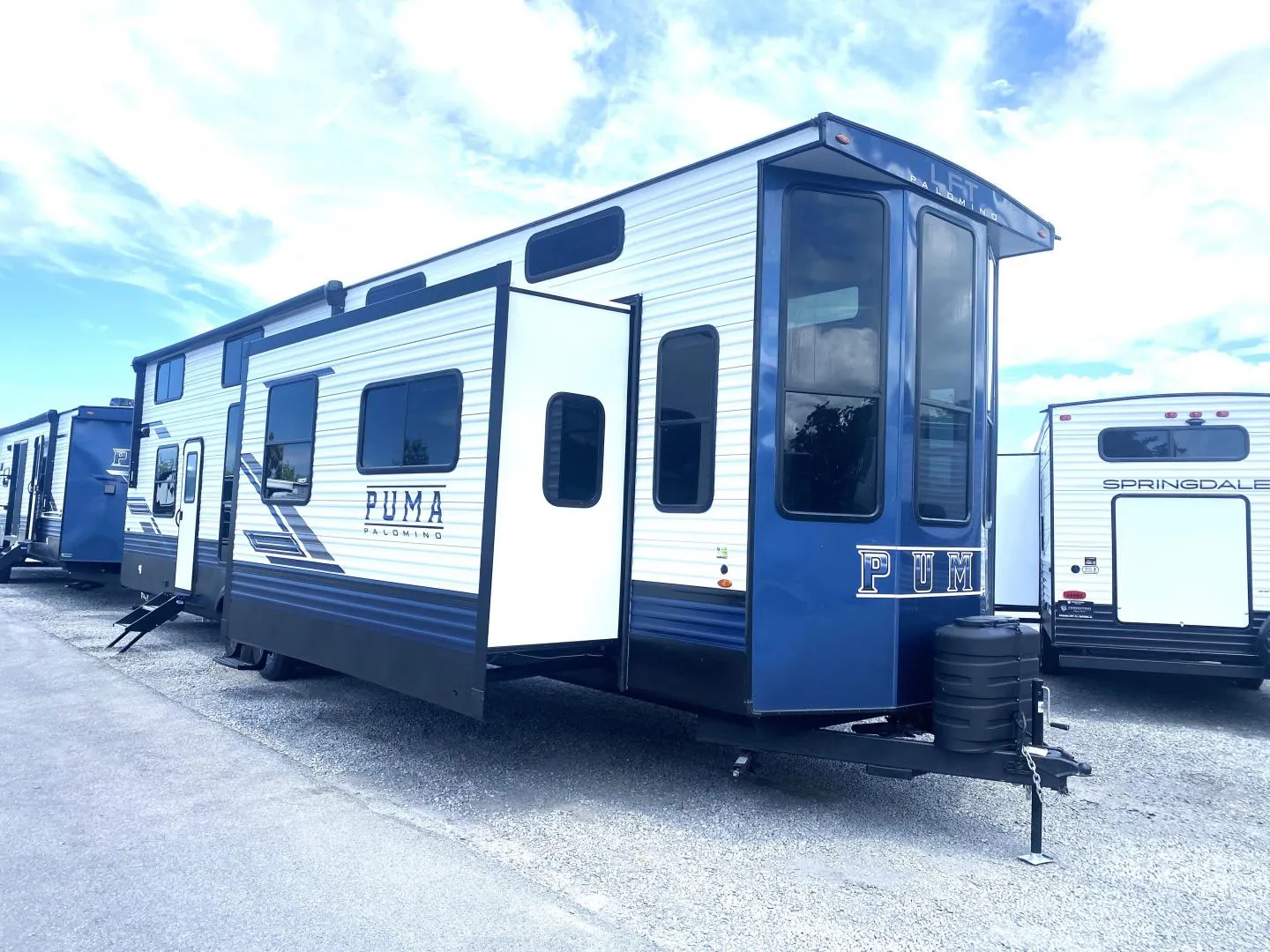 2024 Forest River Puma Vista 402LFT - Photo 2