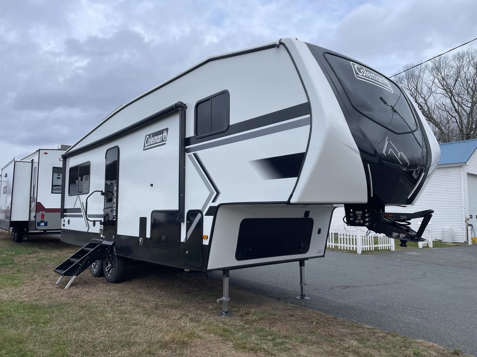 2026 Keystone Coleman Legacy 2400REX - Photo 2