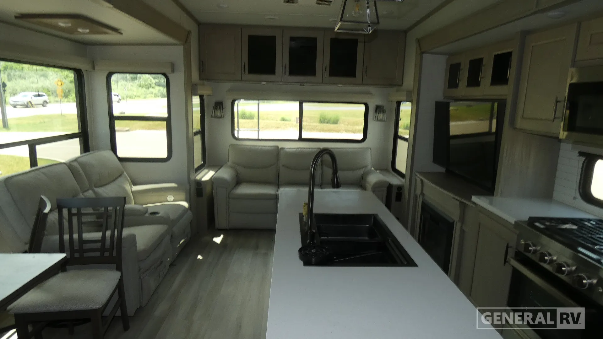 2024 Grand Design Influence 3503GK - Photo 3