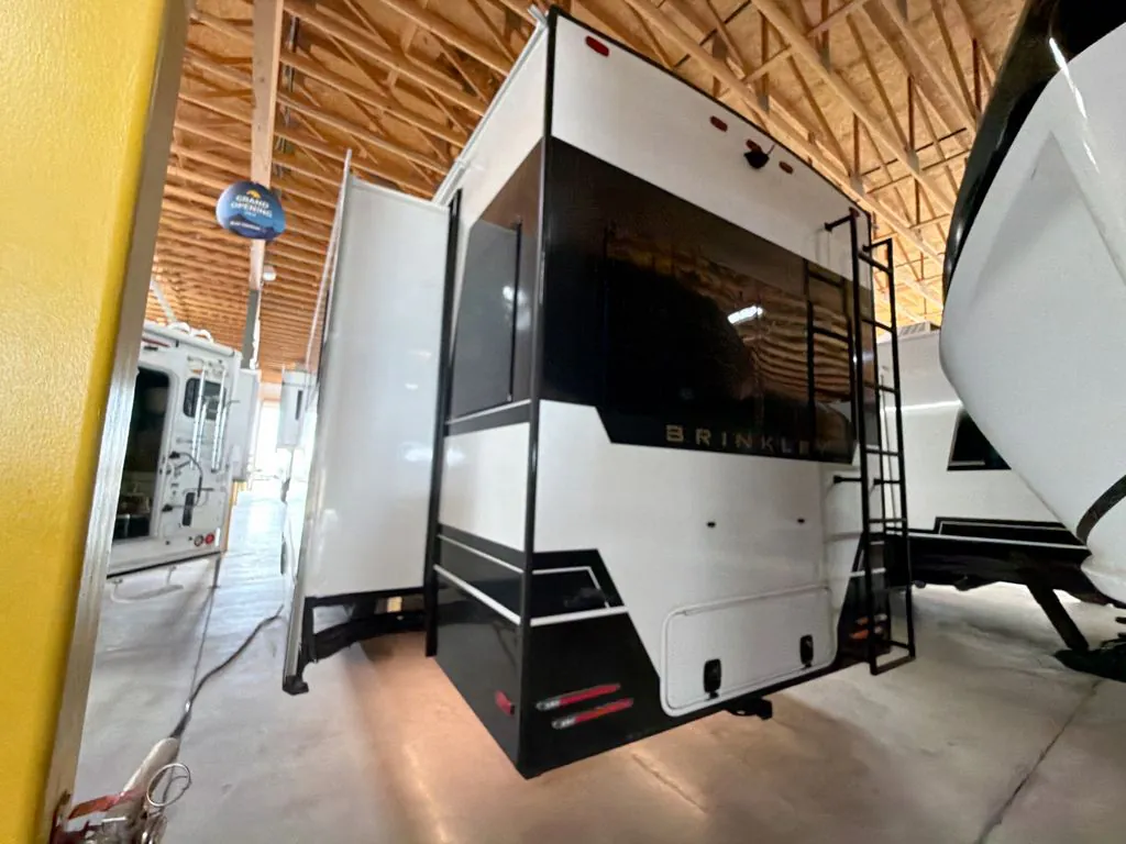 2026 Brinkley Model Z 3600 - Photo 4