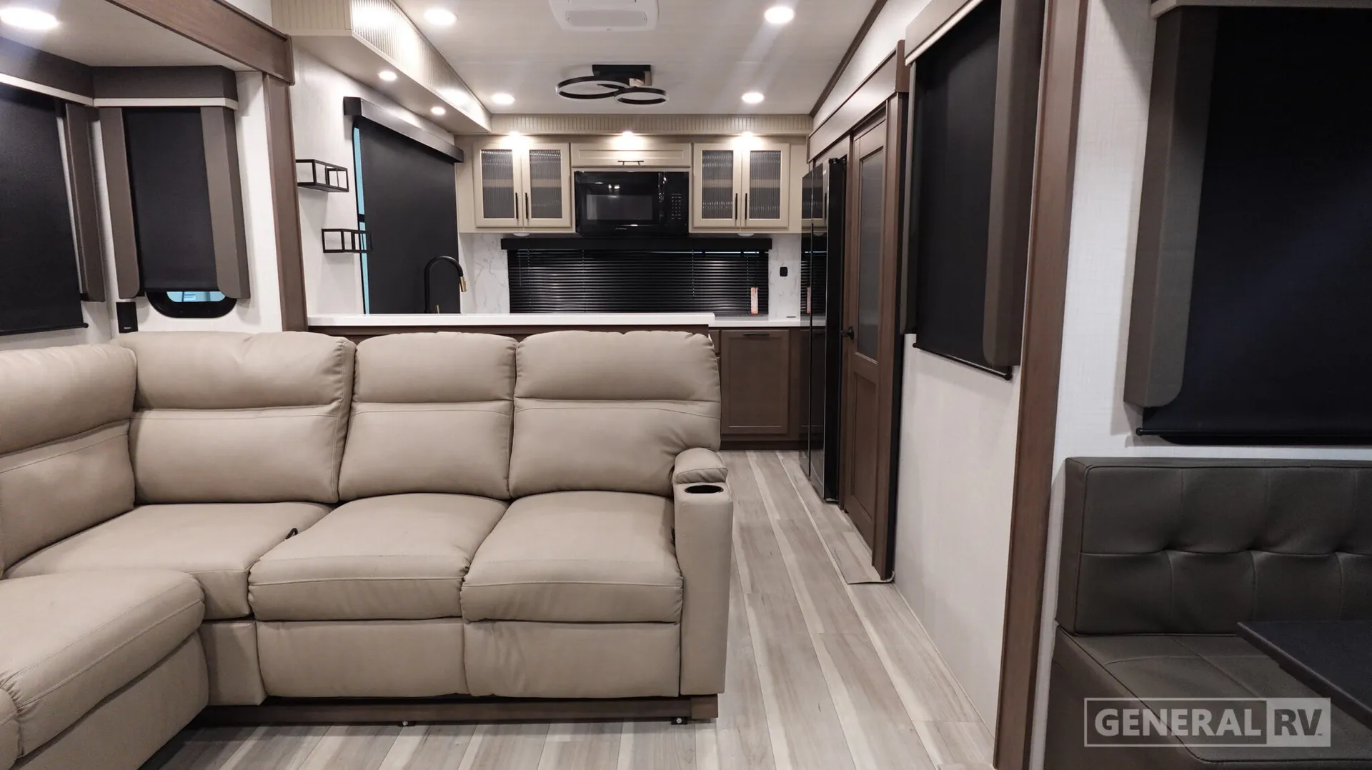 2026 Keystone Cougar 350LLK - Photo 3