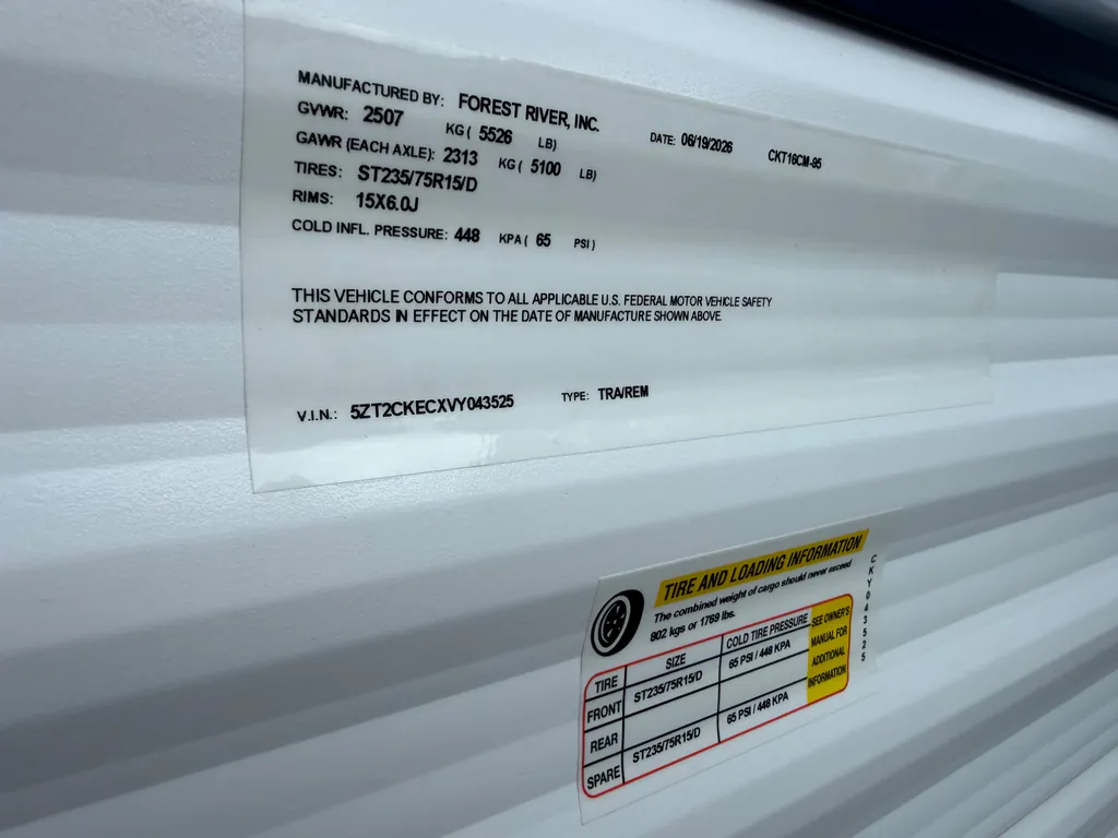 2027 Forest River Cherokee Wolf Pup 16CM, Photos photo 15