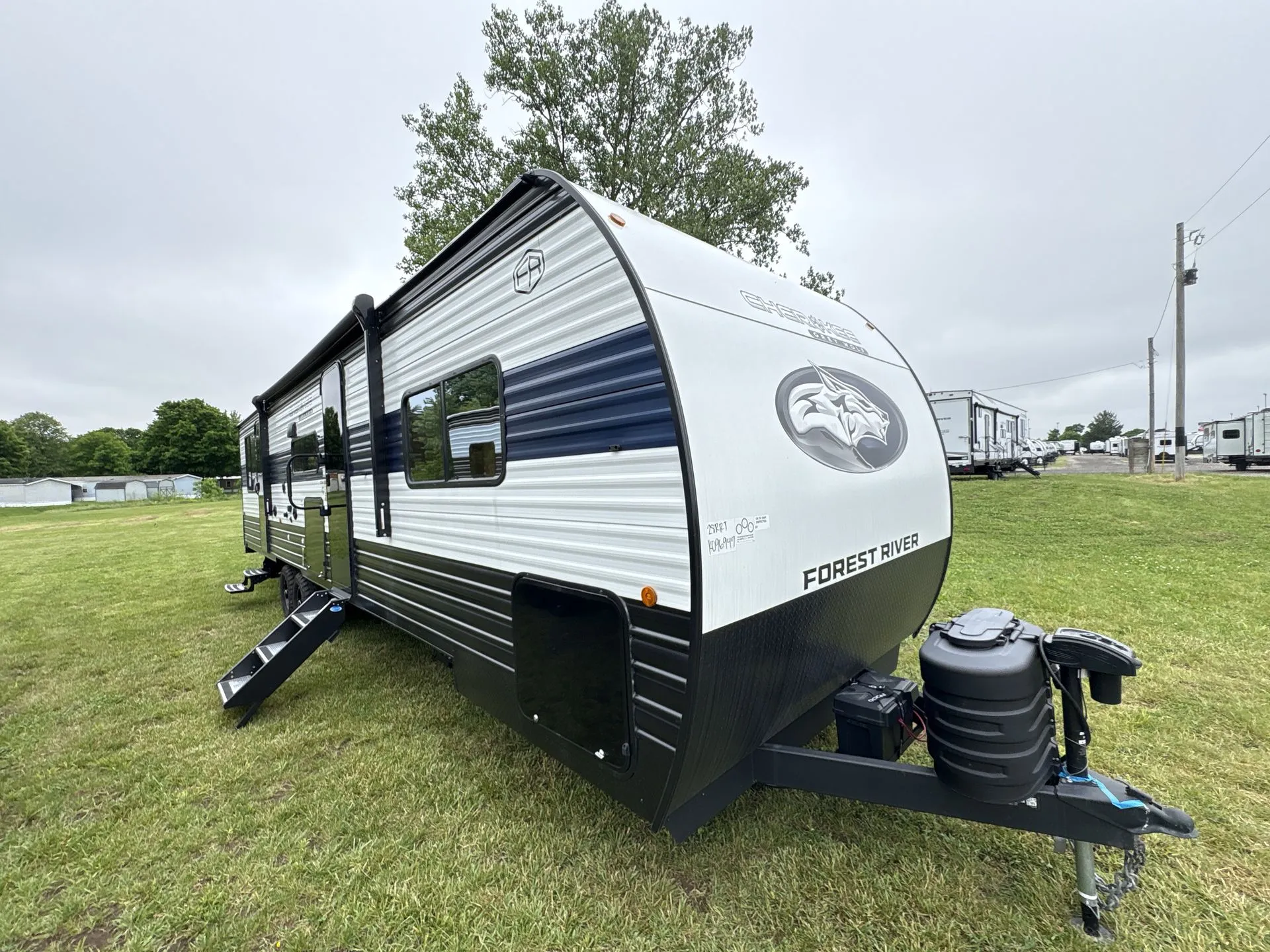2026 Forest River Cherokee Grey Wolf 28RRT - Photo 2