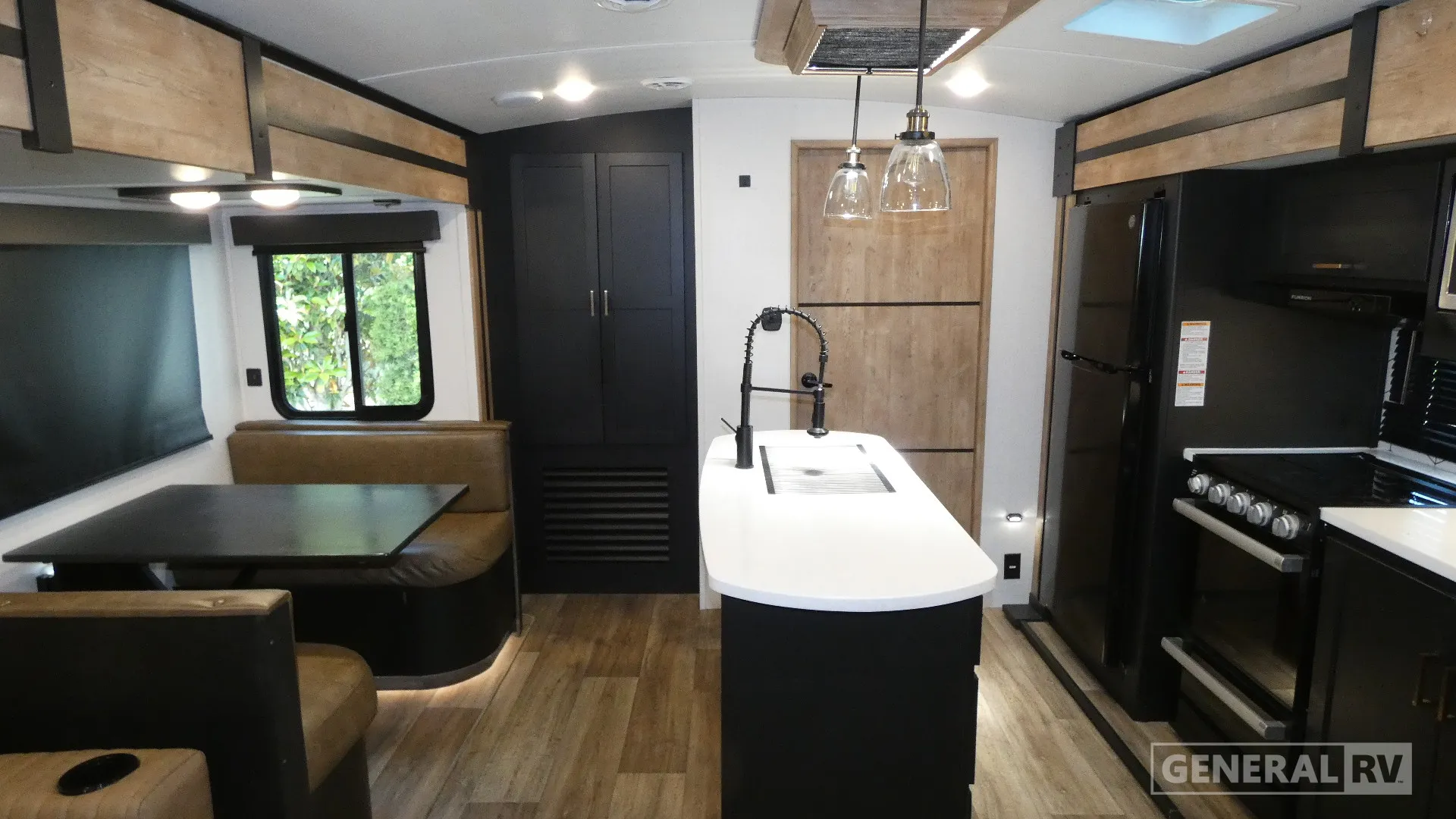 2023 Keystone Outback 340BH - Photo 3