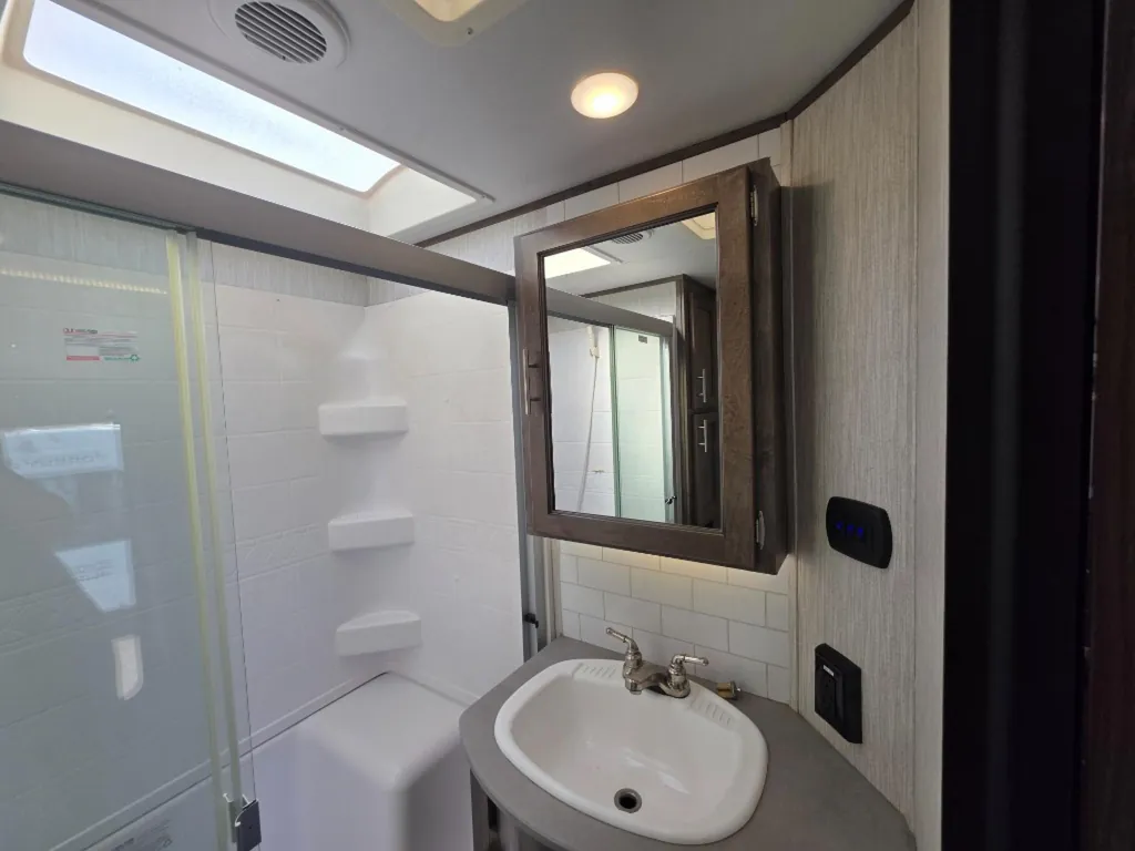 2020 Forest River Sabre 36BHQ, Photos photo 39