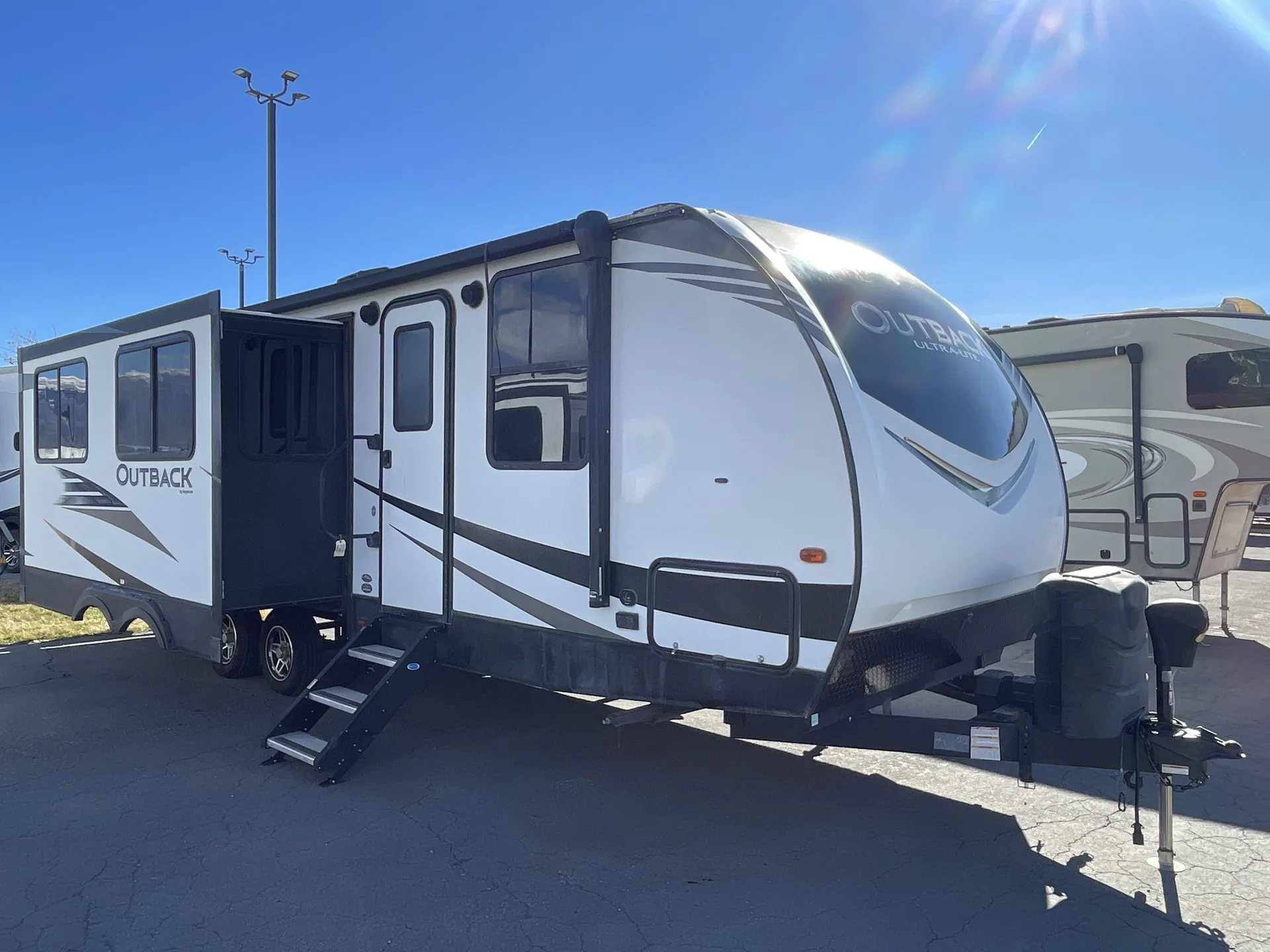 2020 Keystone Outback Ultra-Lite 260UML - Photo 2