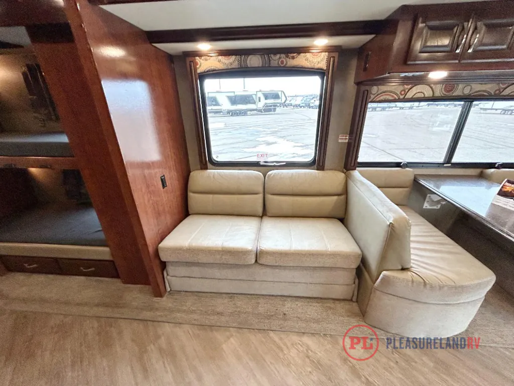 2018 Fleetwood Pace Arrow LXE 38N, Photos photo 12