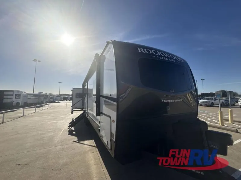 2026 Forest River Rockwood Ultra Lite 2908SRL - Photo 3