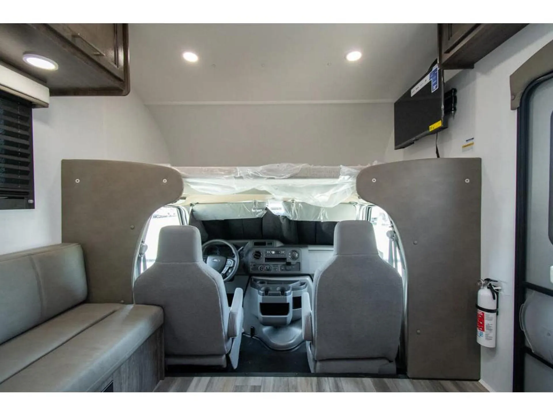 2026 Entegra Coach Odyssey SE 22TF - Photo 3