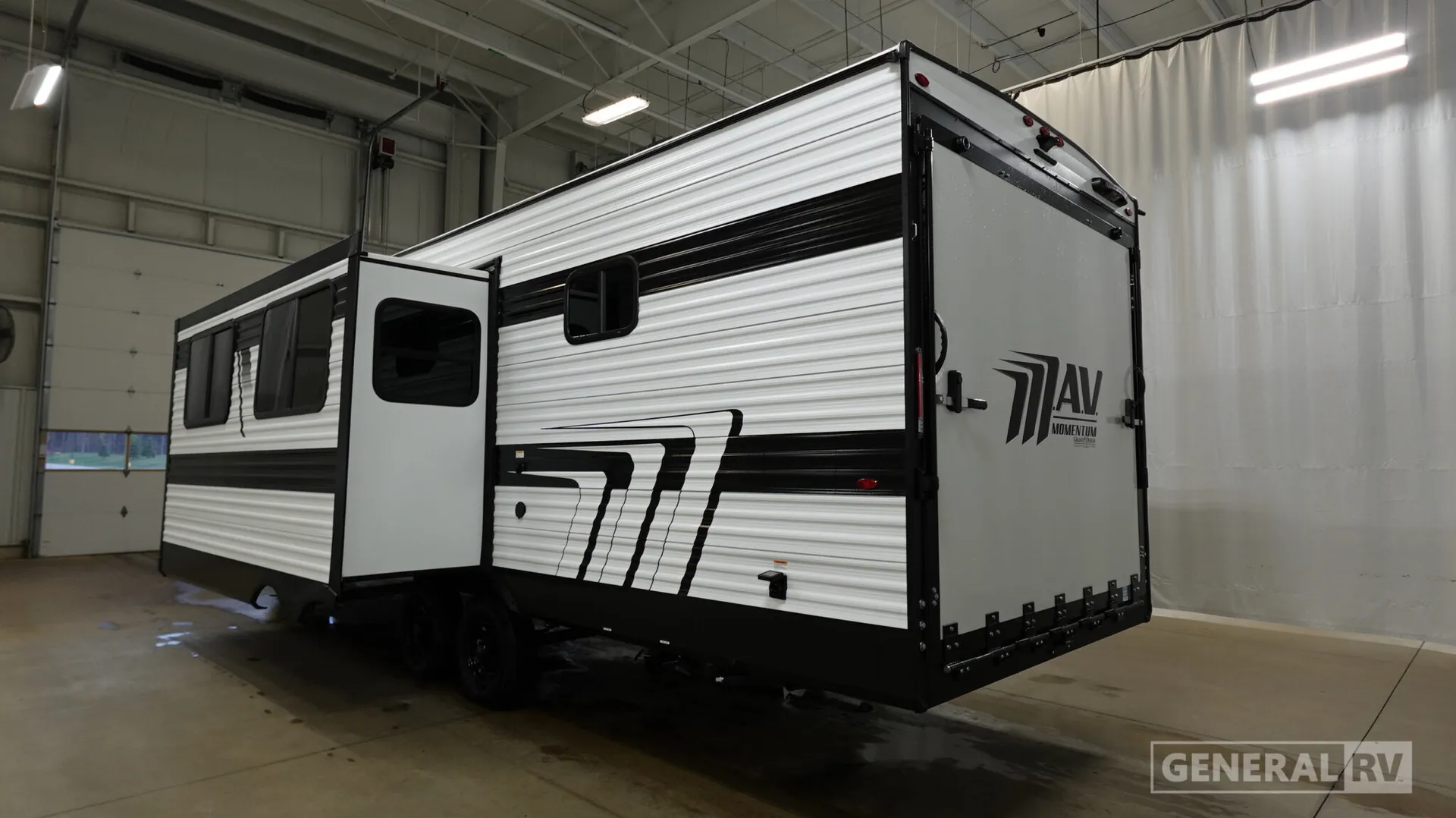 2026 Grand Design Momentum MAV 28MAV - Photo 4