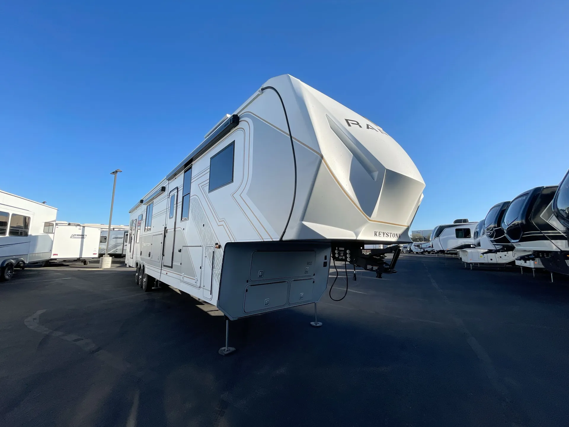 2026 Keystone Raptor 441
