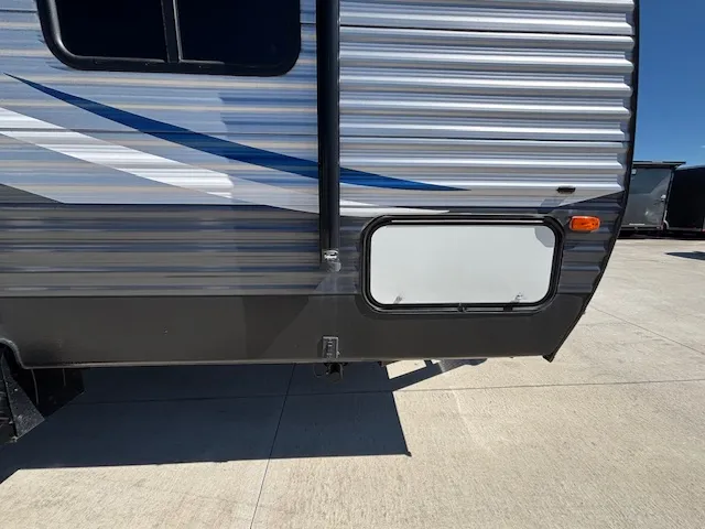 2018 Keystone Springdale Summerland 2960BH - Photo 2
