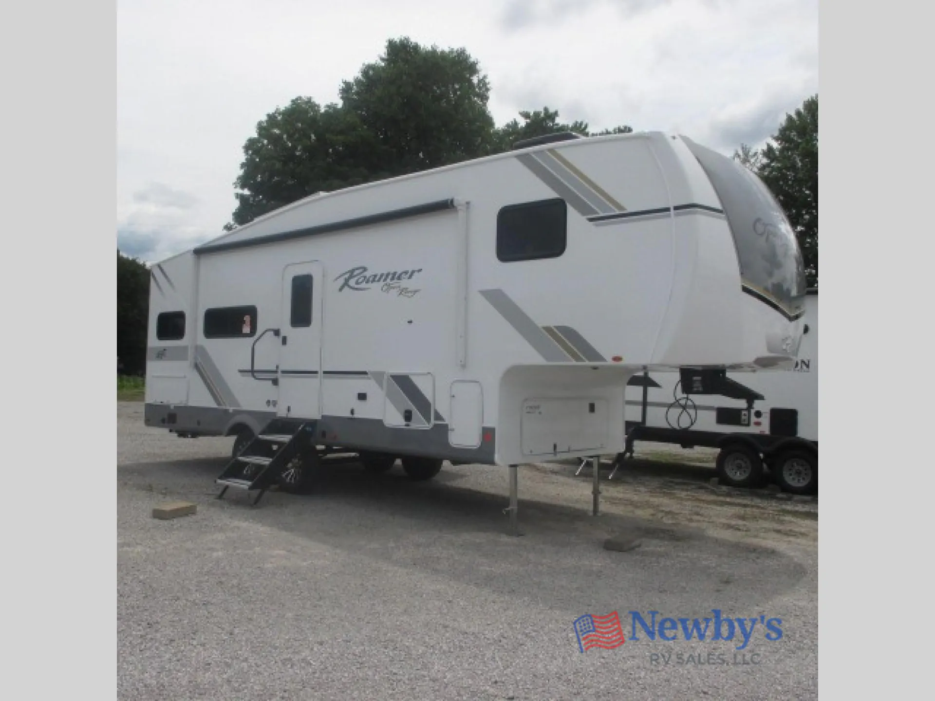 2027 Highland Ridge Roamer Light Duty 24MLDS dealer photo 1 from Newby's RV Sales