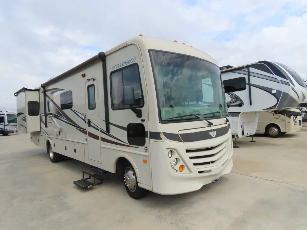 2017 Fleetwood Flair 31A Class A Motorhome - Photo 2