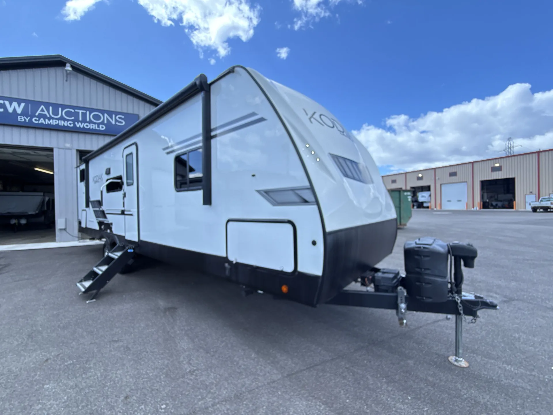 2022 Dutchmen Kodiak Ultra-Lite 296BHSL - Photo 2
