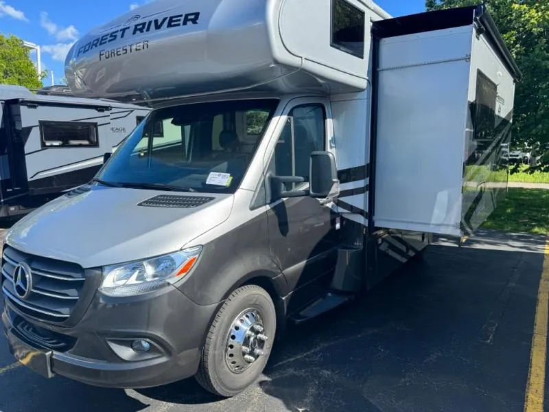 2025 Forest River Forester MBS 2401T - Photo 4