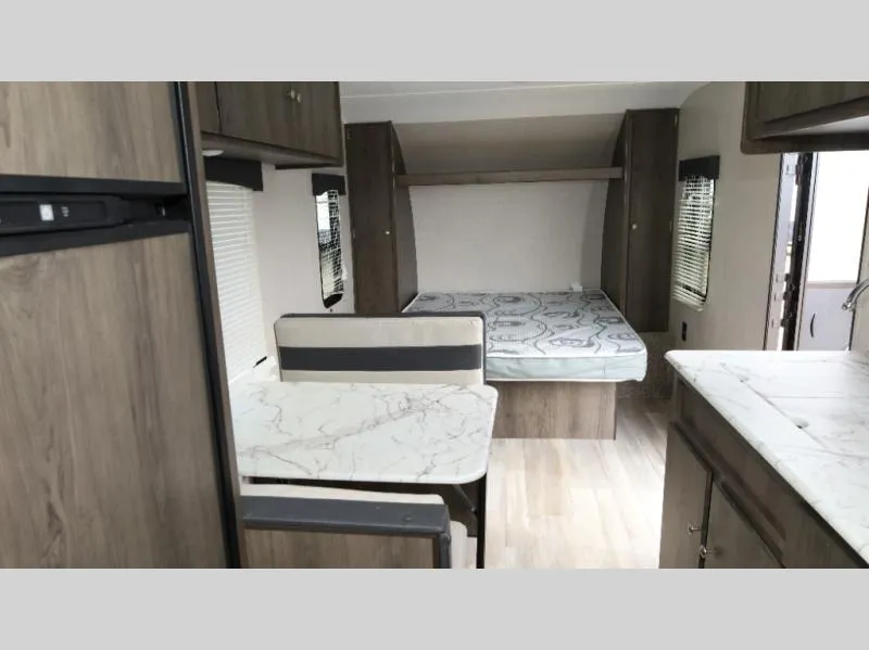 2021 Coachmen Clipper Cadet 21CBH - Photo 4