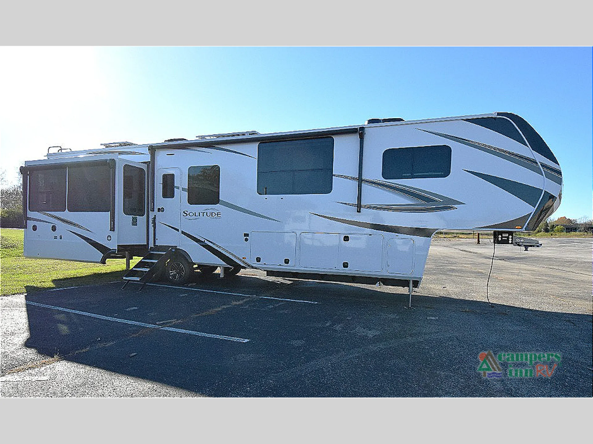 2025 Grand Design Solitude 388MBS - Photo 4