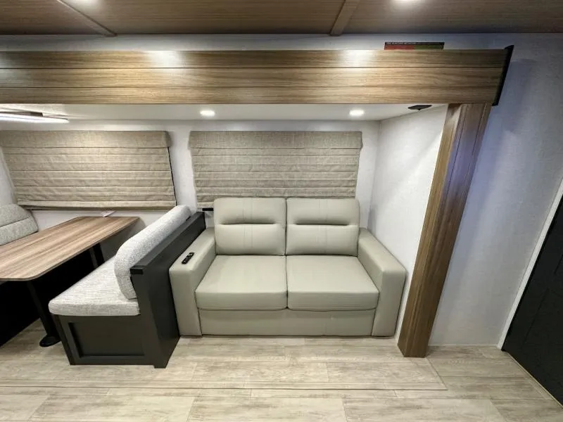 2027 Forest River Vibe 2600BH - Photo 3