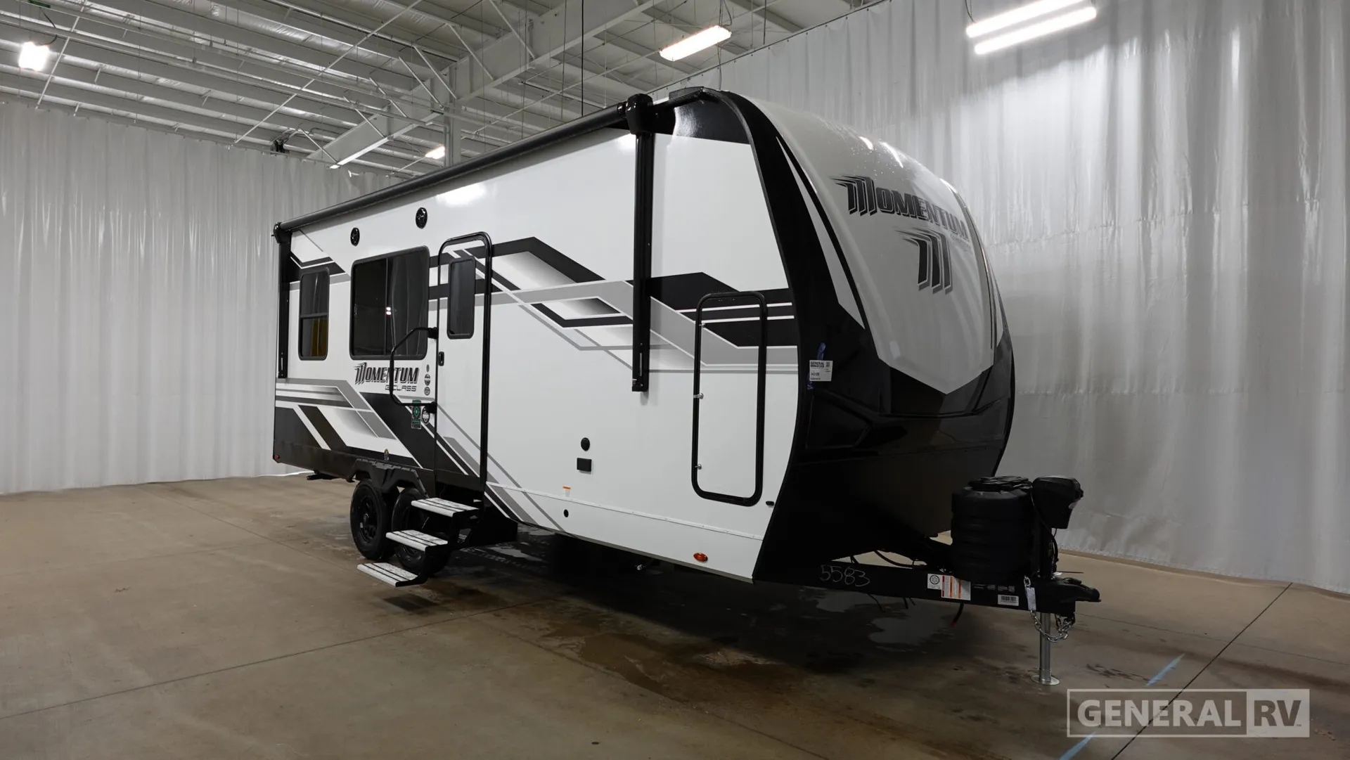 2026 Grand Design Momentum G-Class 21G - Photo 2
