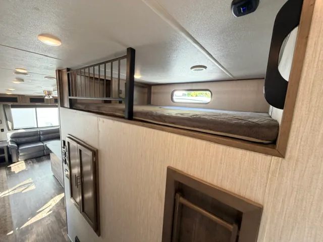 2019 Forest River Sabre 36BHQ, Photos photo 28