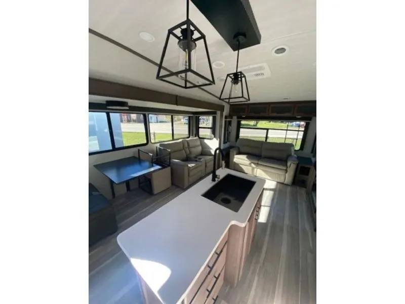 2026 Keystone RV Cougar Half-Ton 28RLI - Photo 4