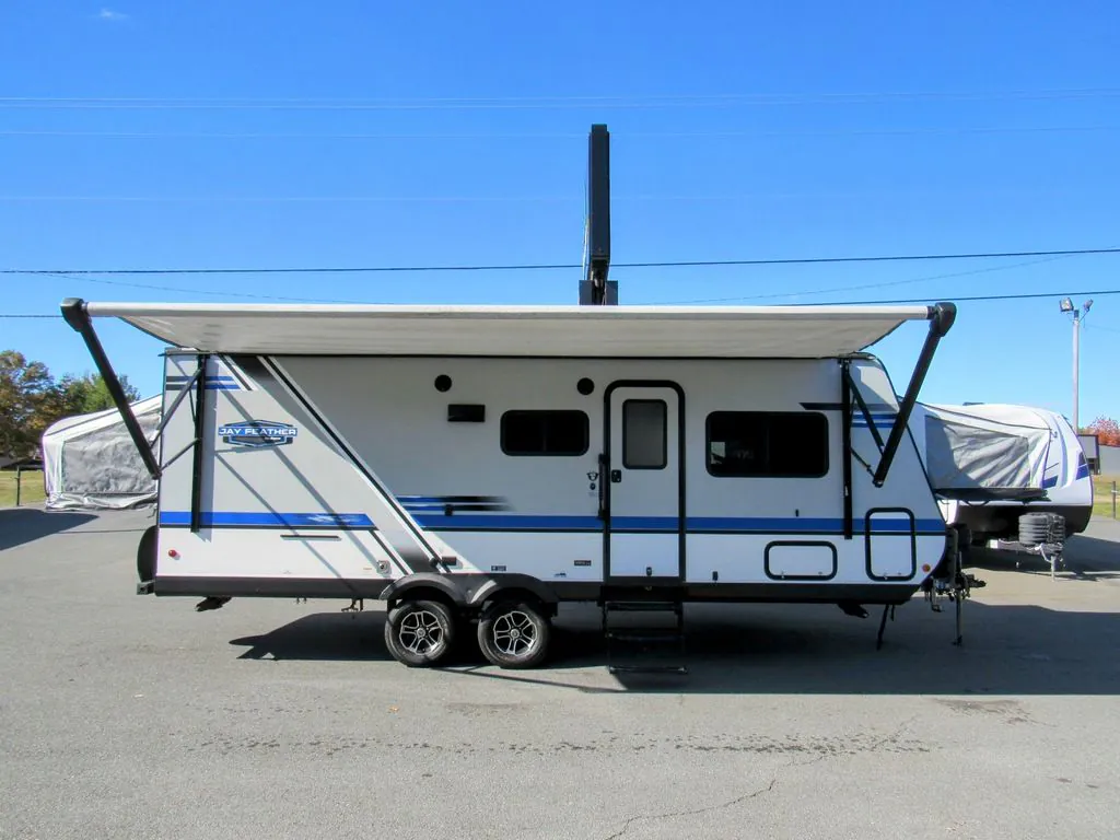 2020 Jayco Jay Feather X23E - Photo 4