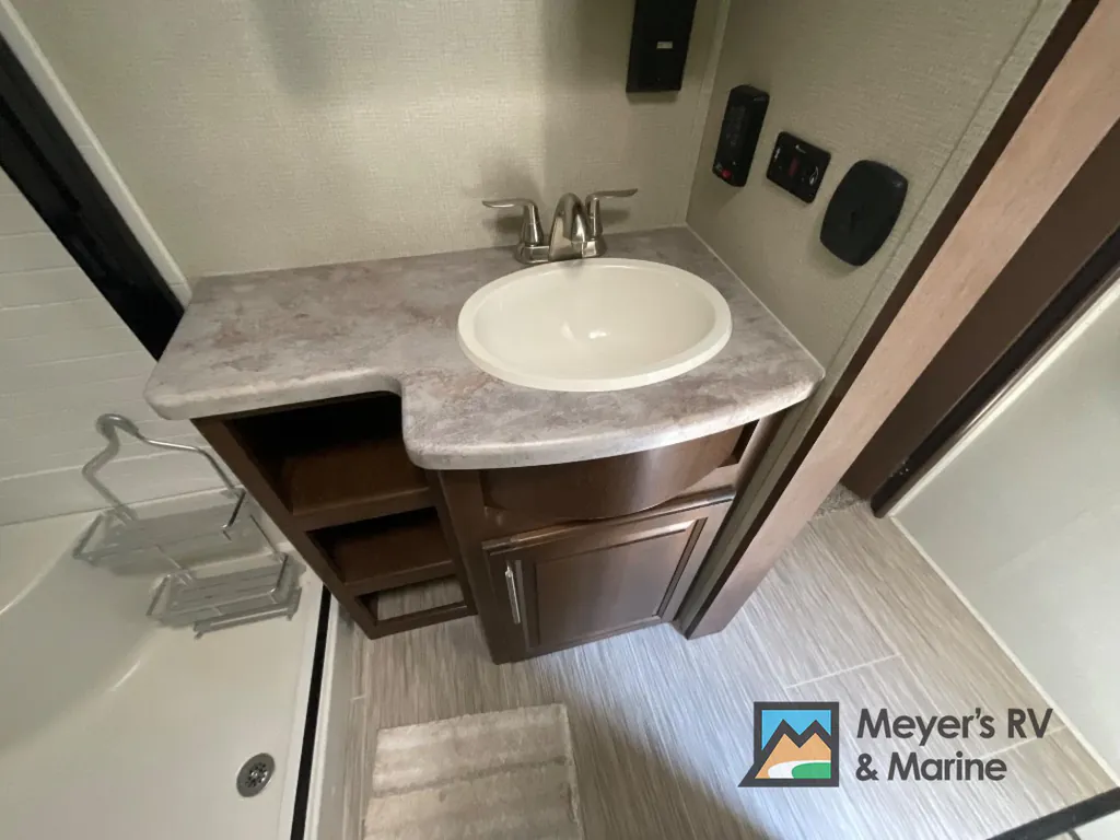 2018 Forest River Wildcat 34WB, Photos photo 39