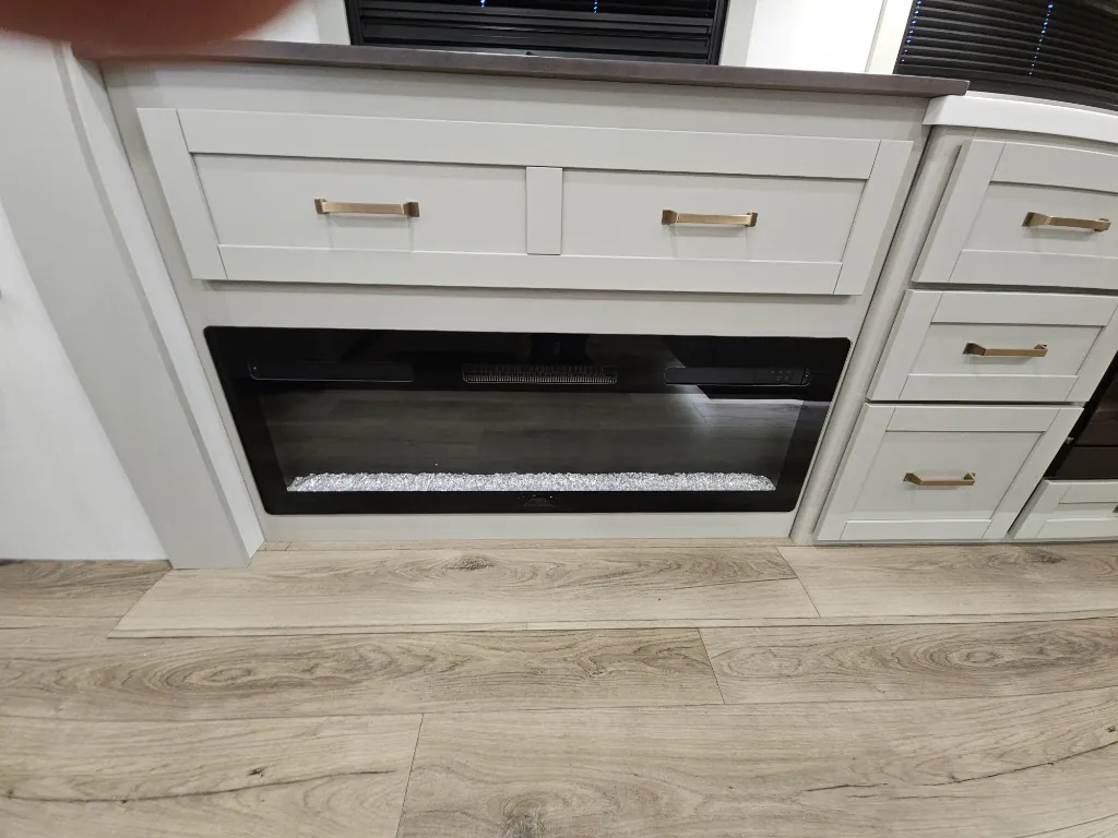2026 Brinkley Model Z 3515, Kitchen photo 12