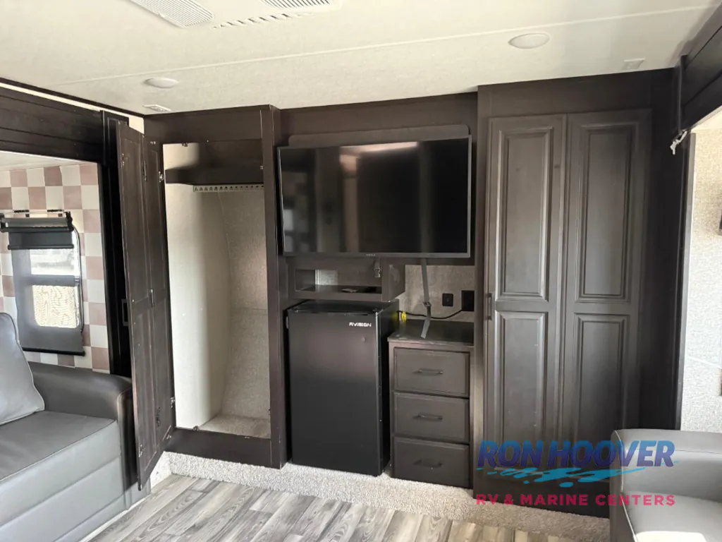 2022 Highland Ridge Silverstar 376FBH, Photos photo 24