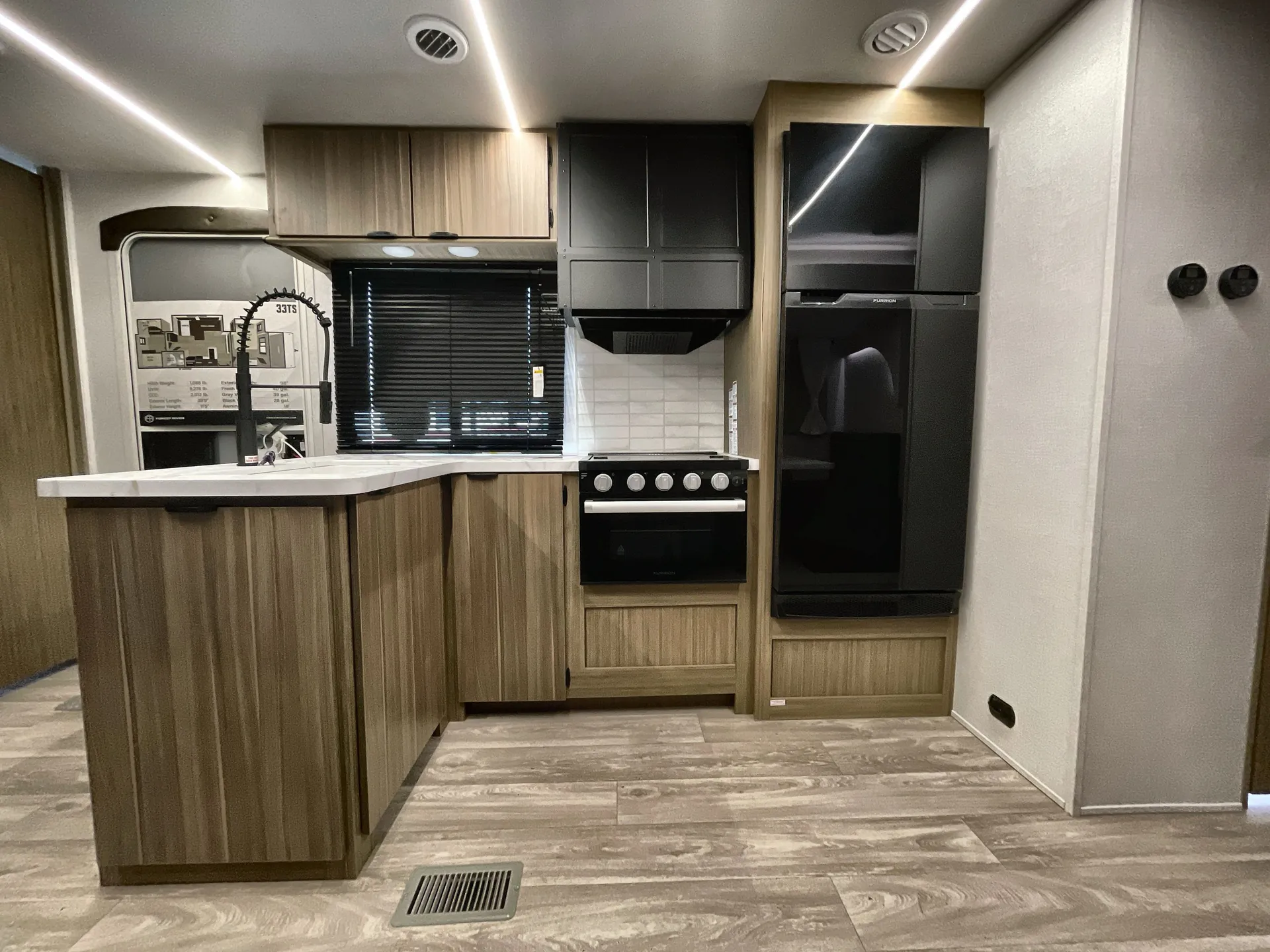 2026 Forest River Salem 33TS — stove oven
