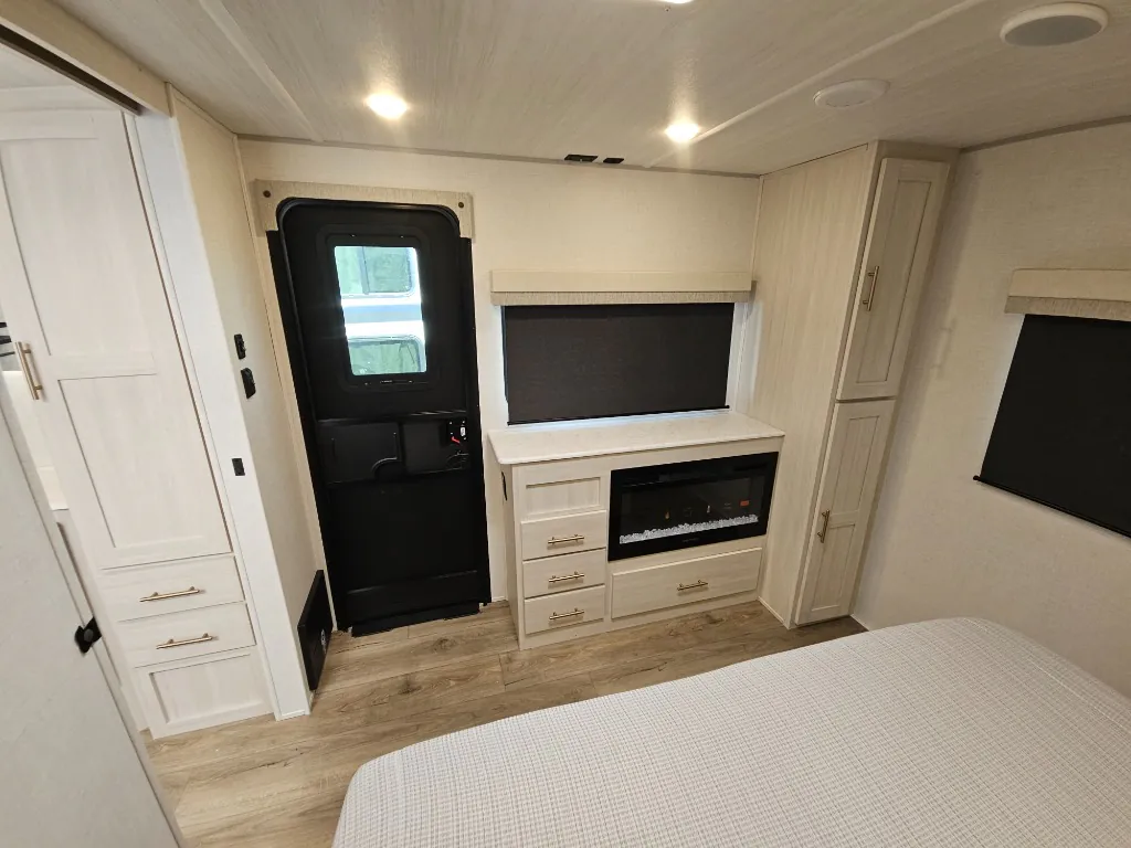 2026 Forest River RV R-Pod Un-Mapped 25FK, Photos photo 35