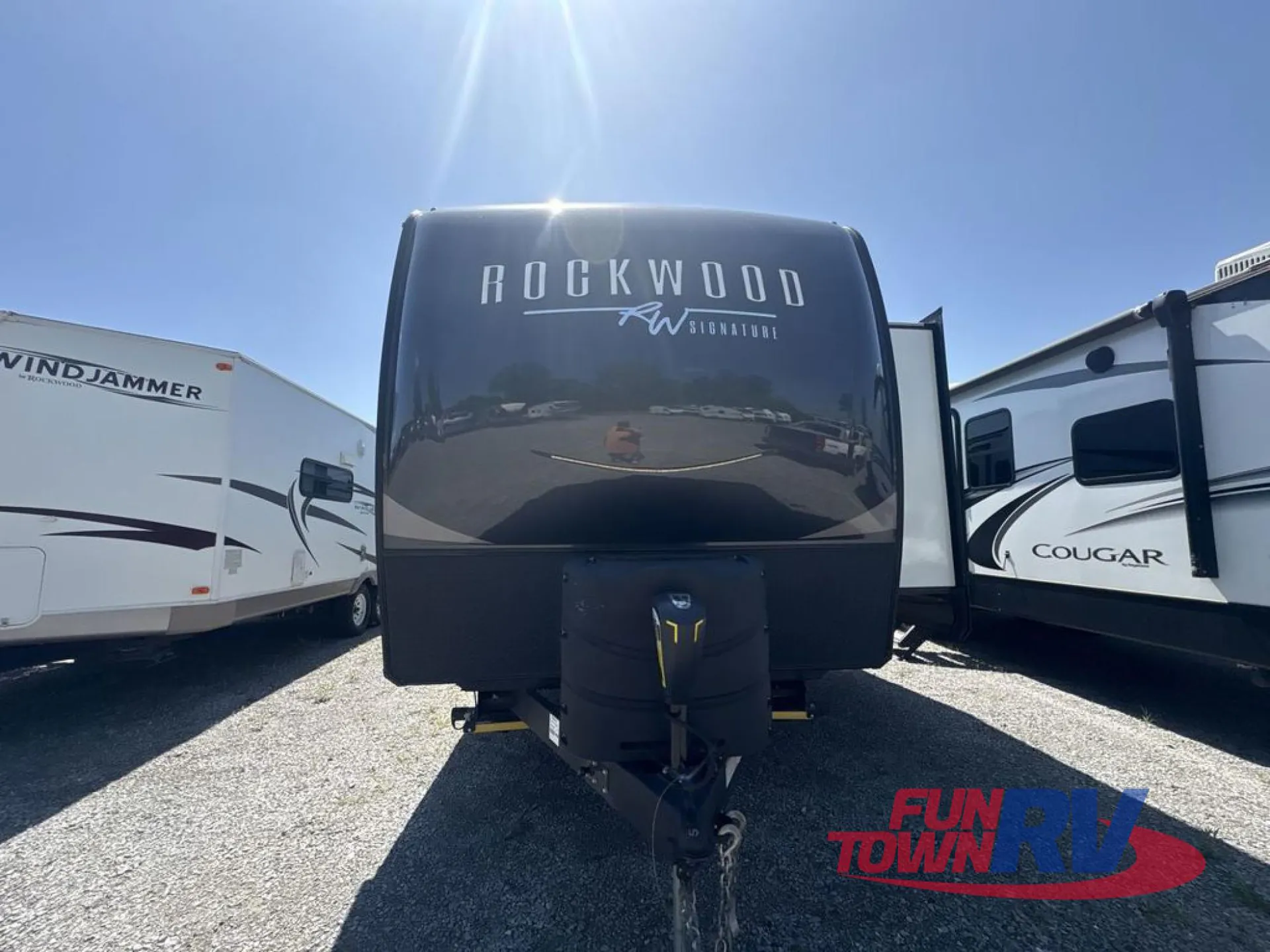 2023 Forest River Rockwood Signature 8332SB - Photo 4