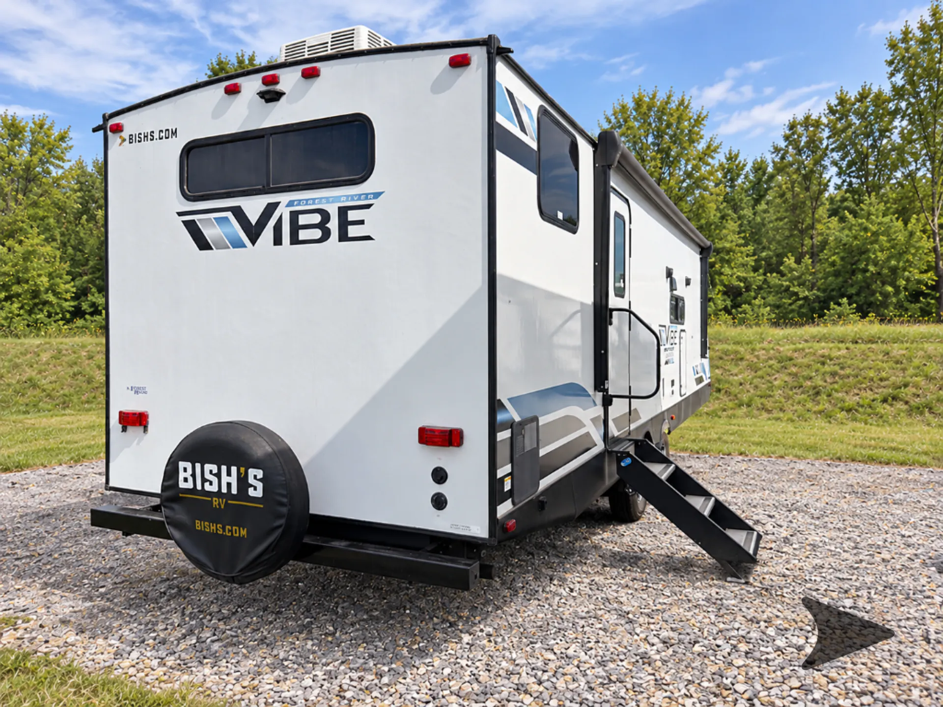 2022 Forest River Vibe 28BH - Photo 3