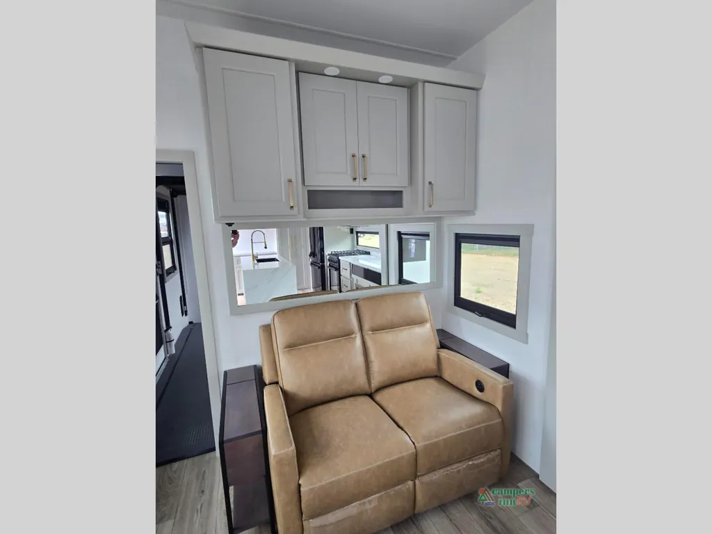 2026 Brinkley Model G 4100, Photos photo 19
