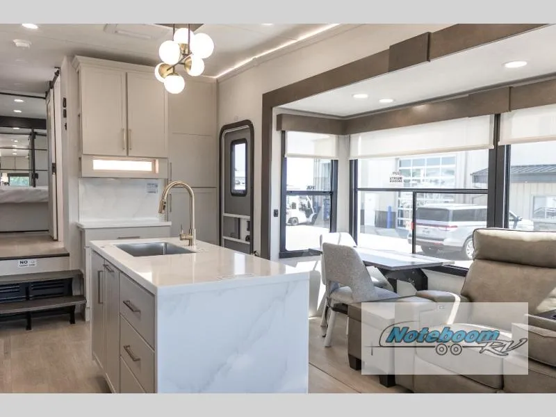2027 Alliance RV Paradigm 340RL - Photo 3