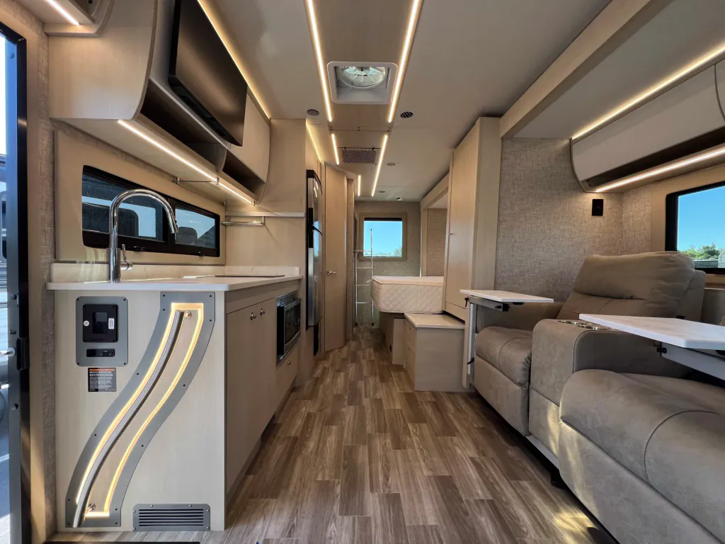 2026 Tiffin Wayfarer 25 XPW, Photos photo 6