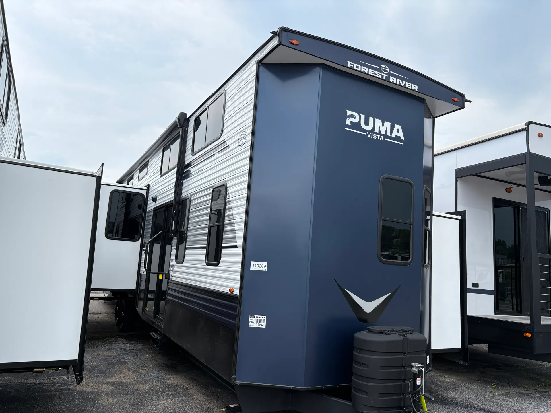 2027 Forest River Puma Vista 421LFT
