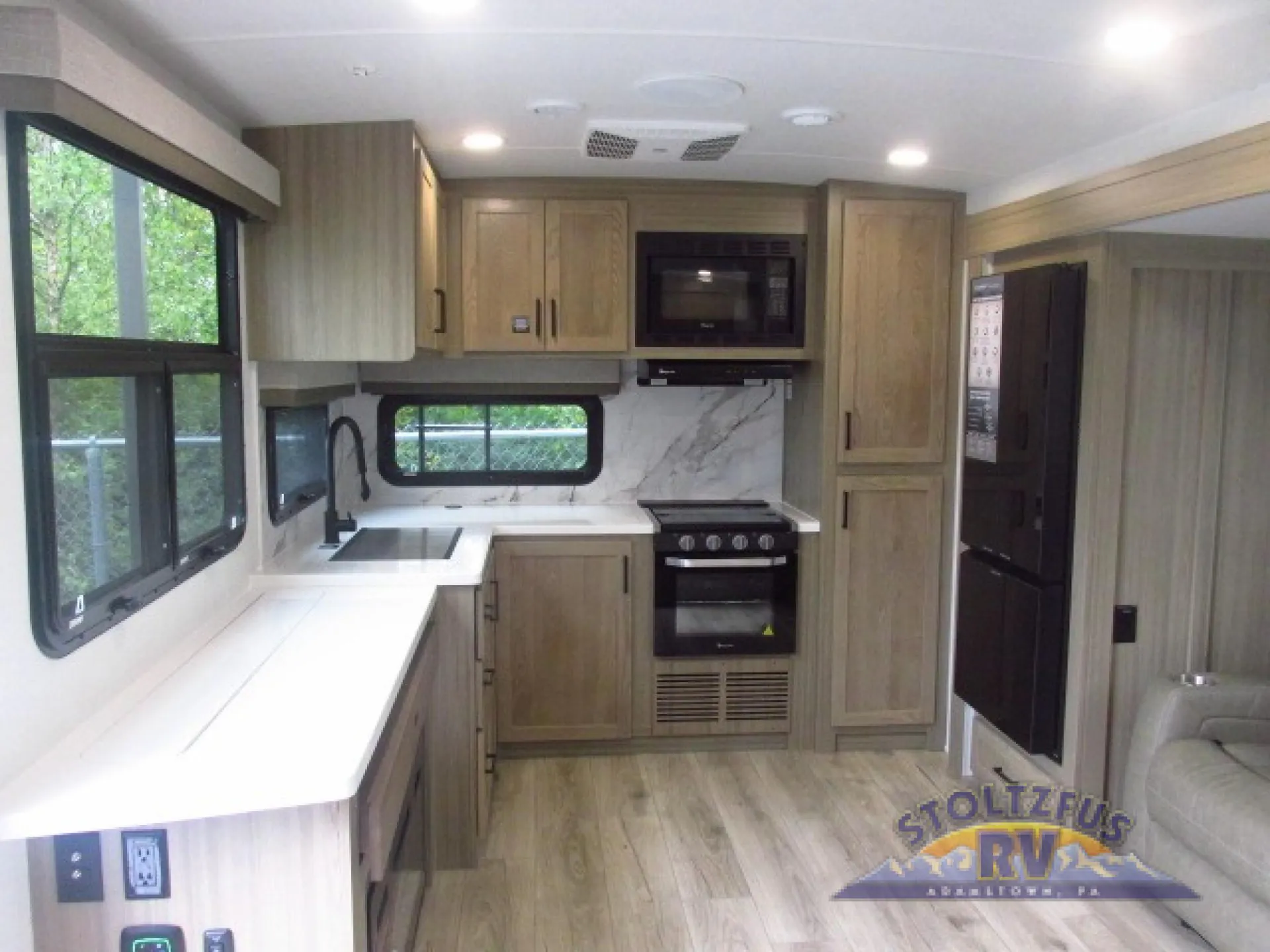 2027 Forest River Flagstaff Super Lite 27RKS - Photo 4