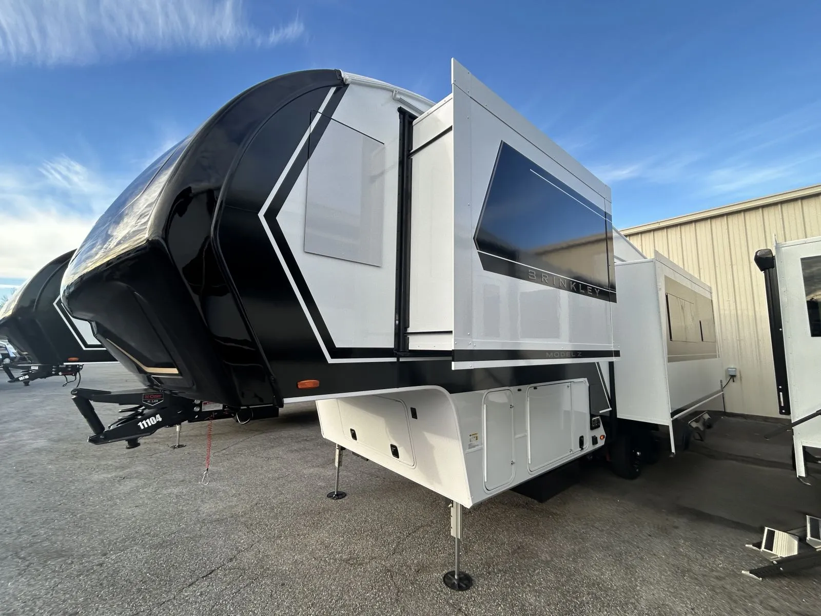 2026 Brinkley MODEL Z 2700 - Photo 4