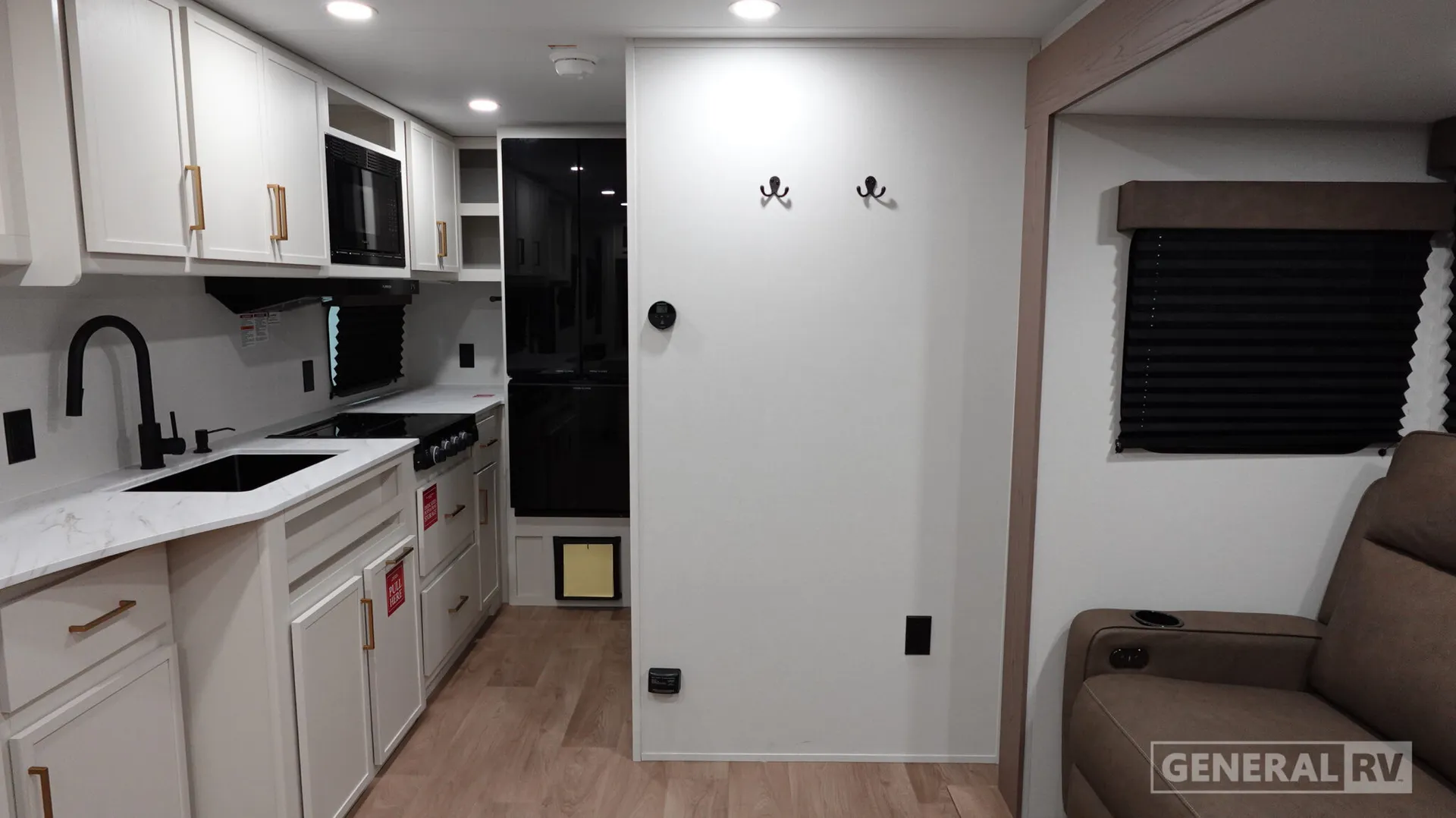 2027 Grand Design Transcend Xplor 20MKX - Photo 3
