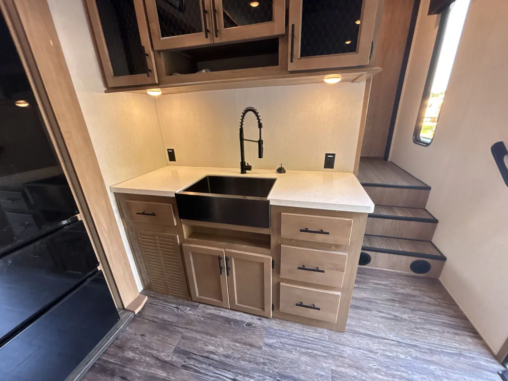 2023 Forest River Sabre 350RL, Photos photo 13
