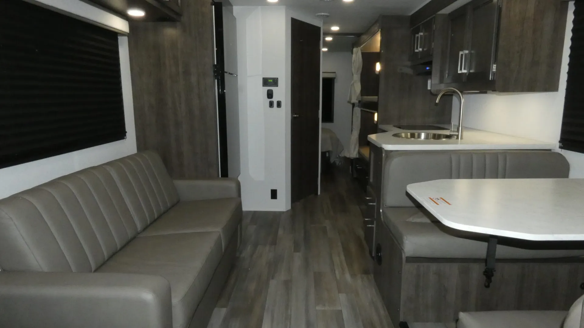2026 Entegra Coach Odyssey SE 31FF - Photo 3