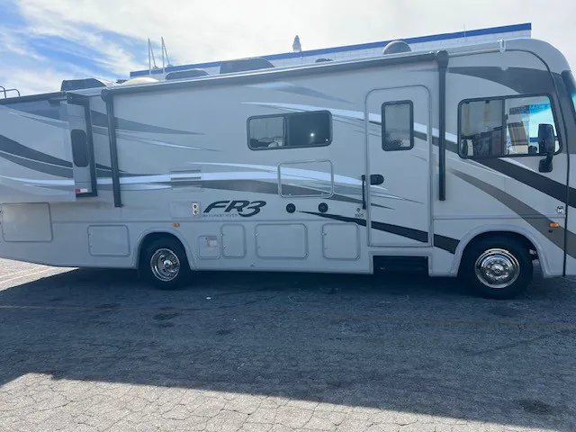 2016 Forest River FR3 30DS, Photos photo 2